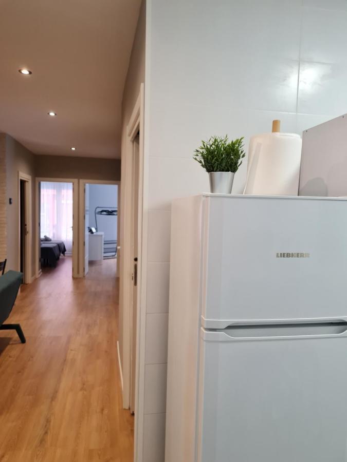 Ayuntamiento Parking Gratis. Auto Check-In. Appartement Bilbao Buitenkant foto
