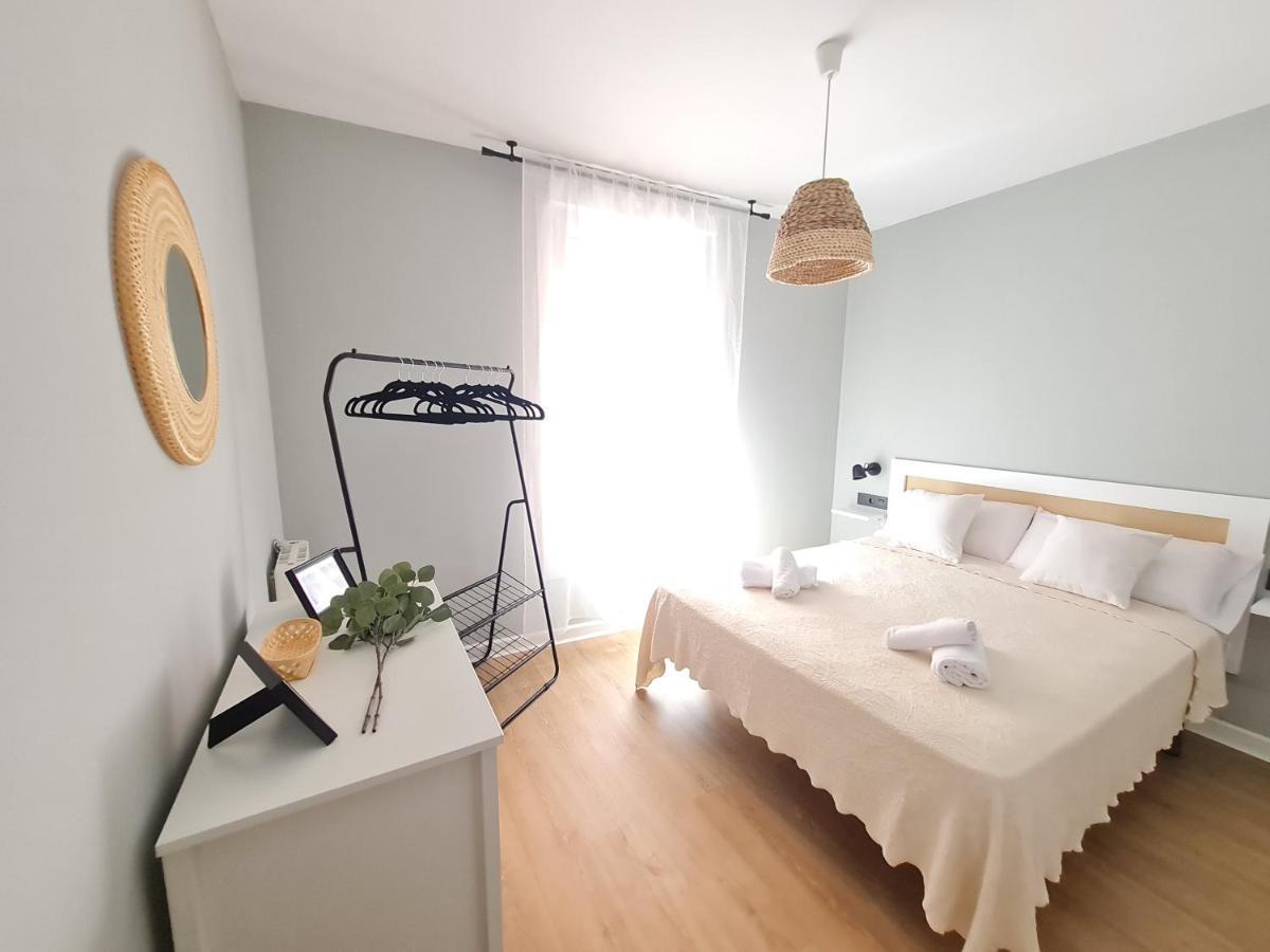 Ayuntamiento Parking Gratis. Auto Check-In. Appartement Bilbao Buitenkant foto