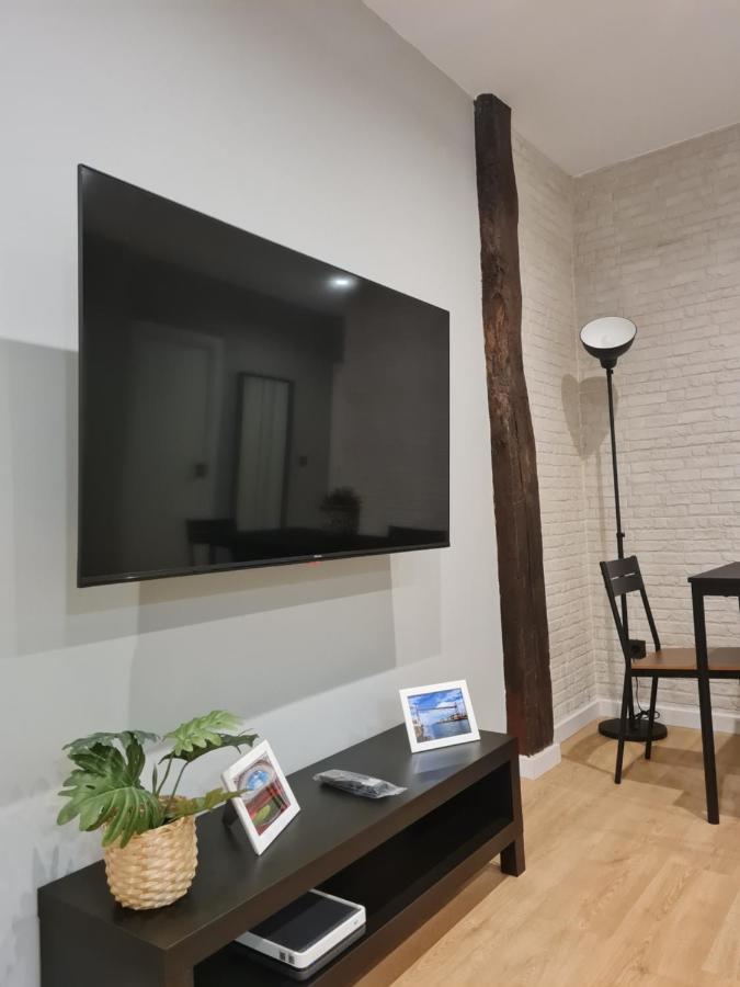 Ayuntamiento Parking Gratis. Auto Check-In. Appartement Bilbao Buitenkant foto