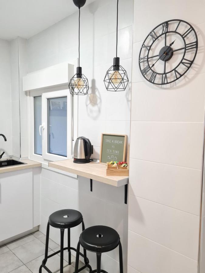 Ayuntamiento Parking Gratis. Auto Check-In. Appartement Bilbao Buitenkant foto